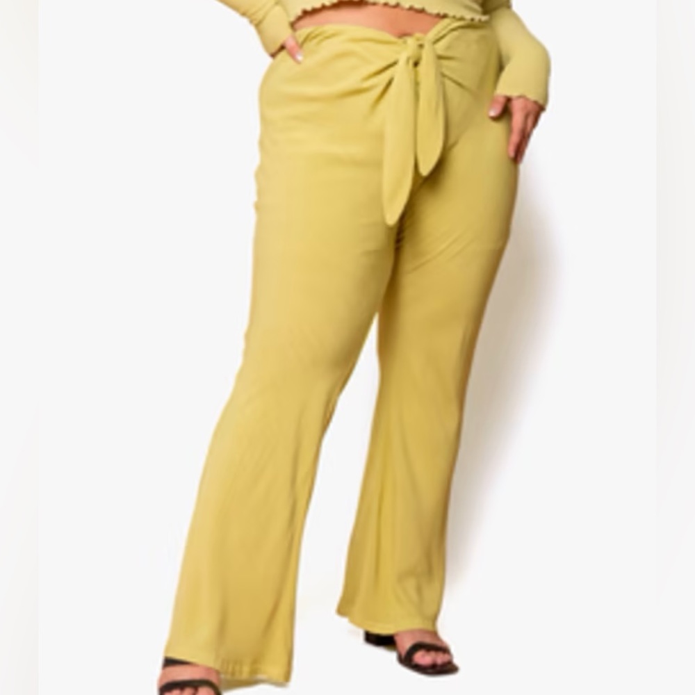 Lovefool Miranda Flare Tie-Front Pant in Citrus Green